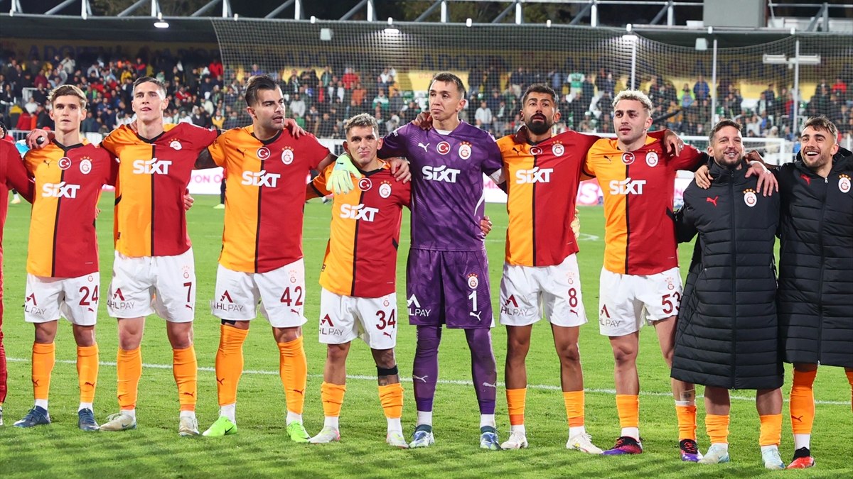 Galatasaray’ın AZ Alkmaar maçı kamp kadrosu belirlendi