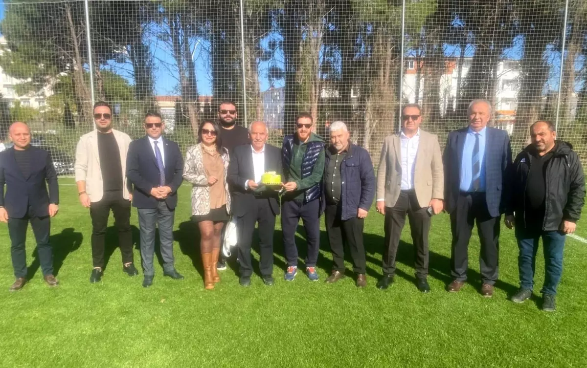 Erzurumlulardan Erzurumspor’a Moral Ziyareti